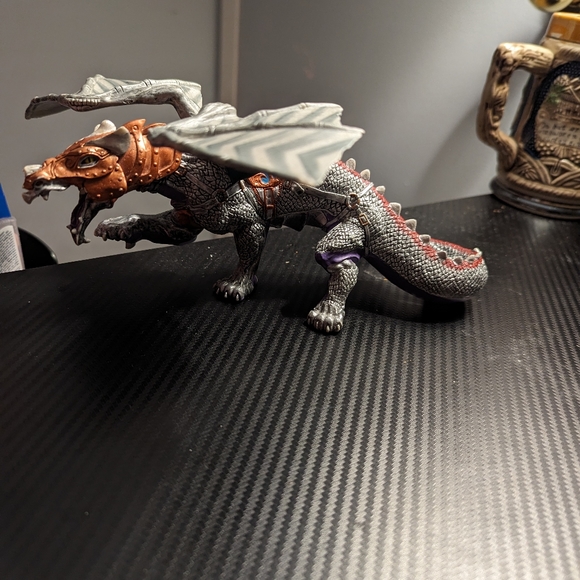 Papo 2007 Silver and Purple Dragon - Picture 2 of 5